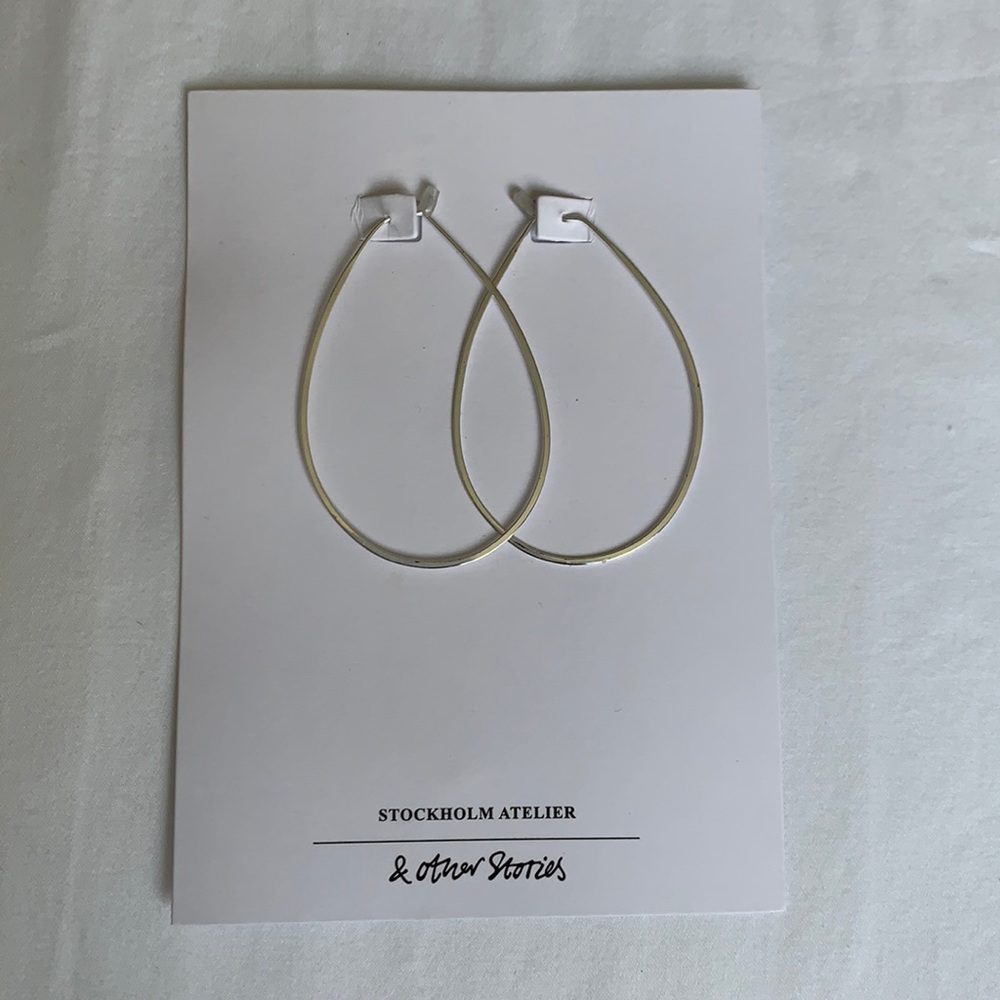 NWT hoops